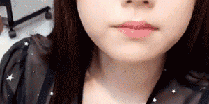 美女内涵gif动图：小姐姐，别露肉了