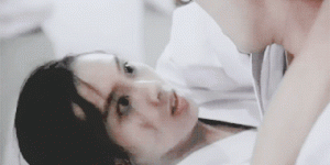 摄影师和两美女的完美互动