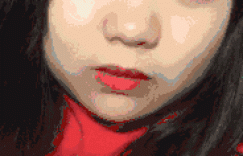 内涵美女gif动图：把浴池当做器材，姑娘真是有才