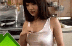 内涵美女gif动图：女人犯起花痴，无人敌！
