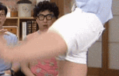 魔鬼身材！魔鬼劈叉！