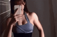 内涵美女gif动图：可口的蜜桃臀