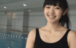 美女动态图片大全：好温暖的笑容