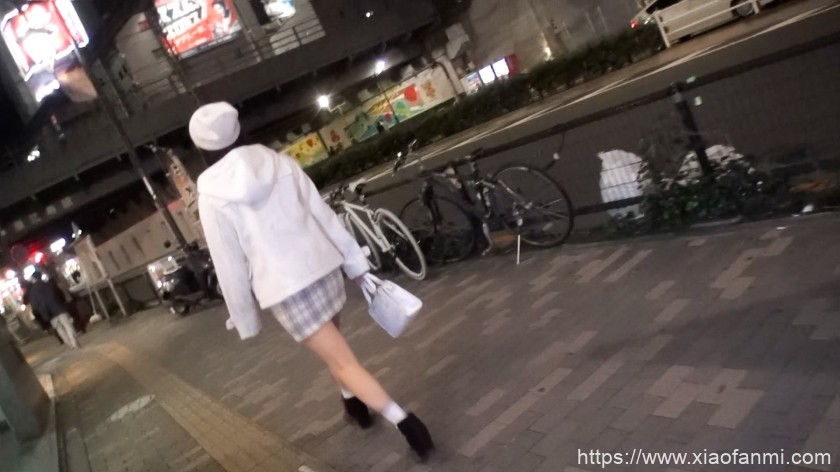 19岁的学生专业 车牌:200GANA-1241