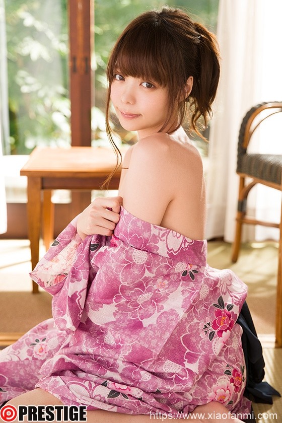 凰香奈芽(凰かなめ)温泉浓密 车牌:ABP-581