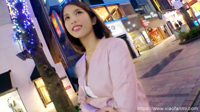 24岁 休息室女郎 车牌:261ARA-272