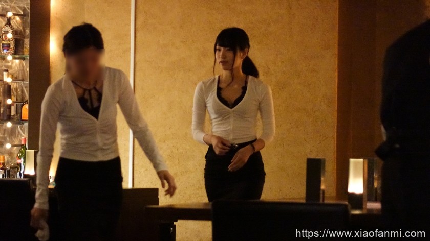 20岁漂亮的酒吧女 车牌:300MIUM-067