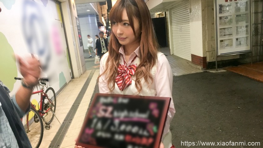 20岁的cosplay女孩 车牌:200GANA-1408