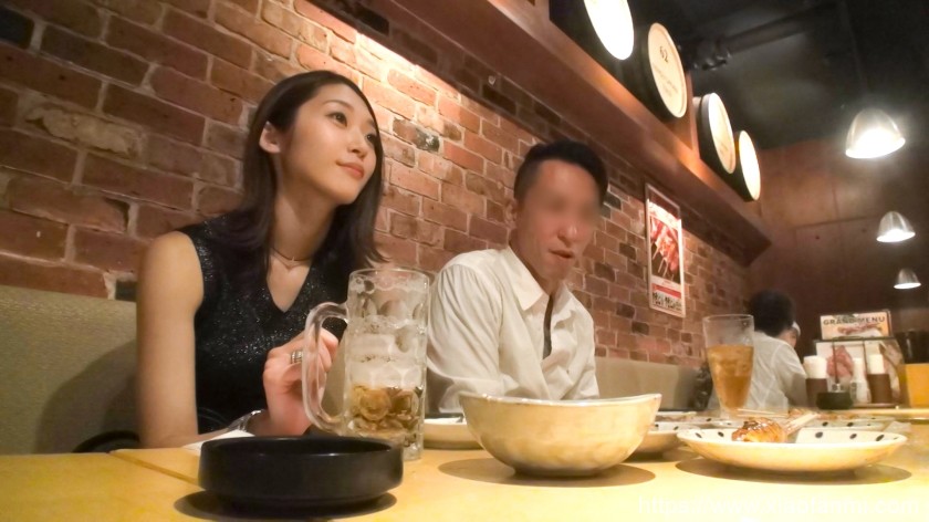 21岁 房地产公司接待 车牌:200GANA-1819