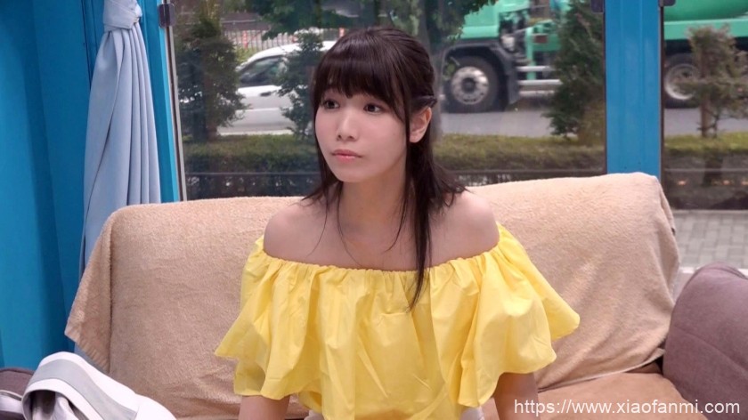 (20)女子大生 肩出美鎖骨 车牌:320MMGH-023
