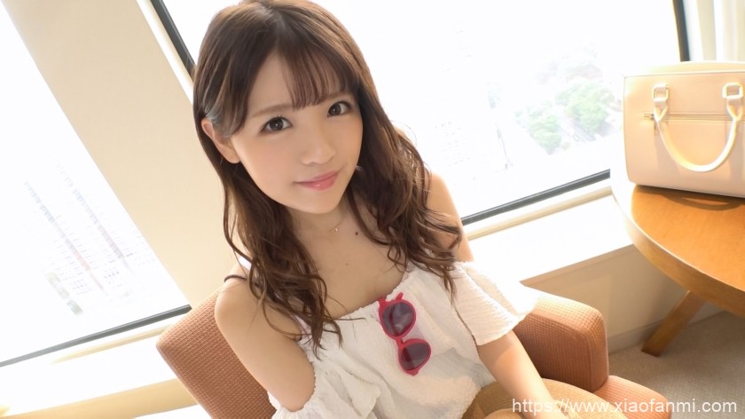 20岁 服装店员 车牌:SIRO-3903